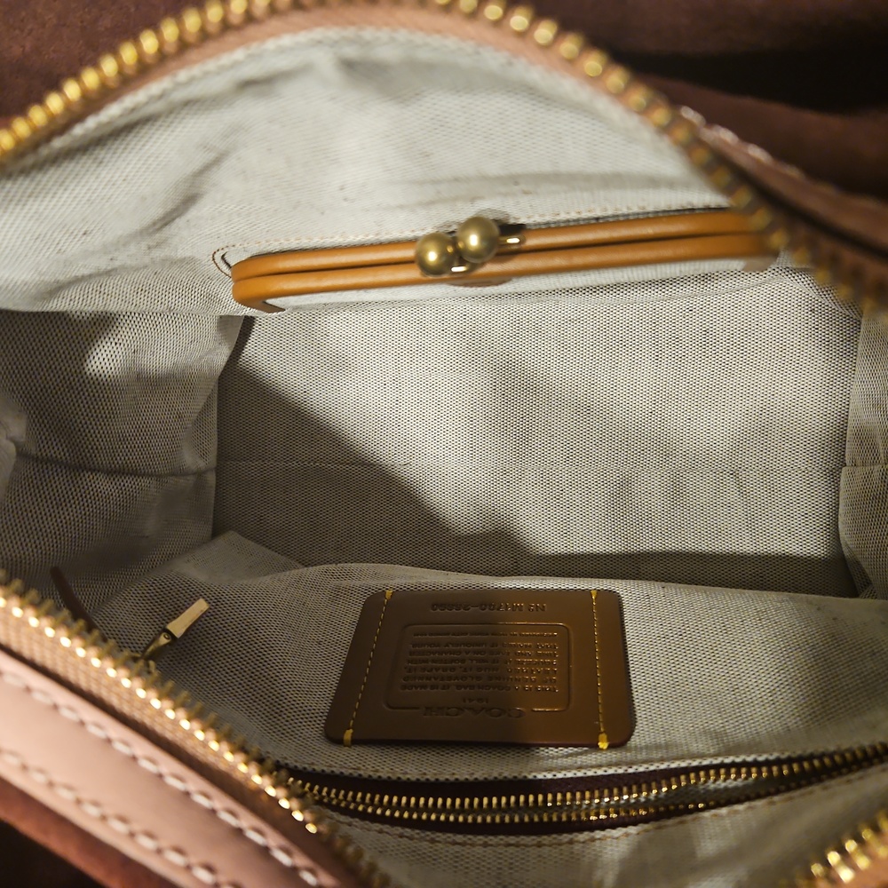 Coach Tea Rose Rogue Set - Picture 9 of 16